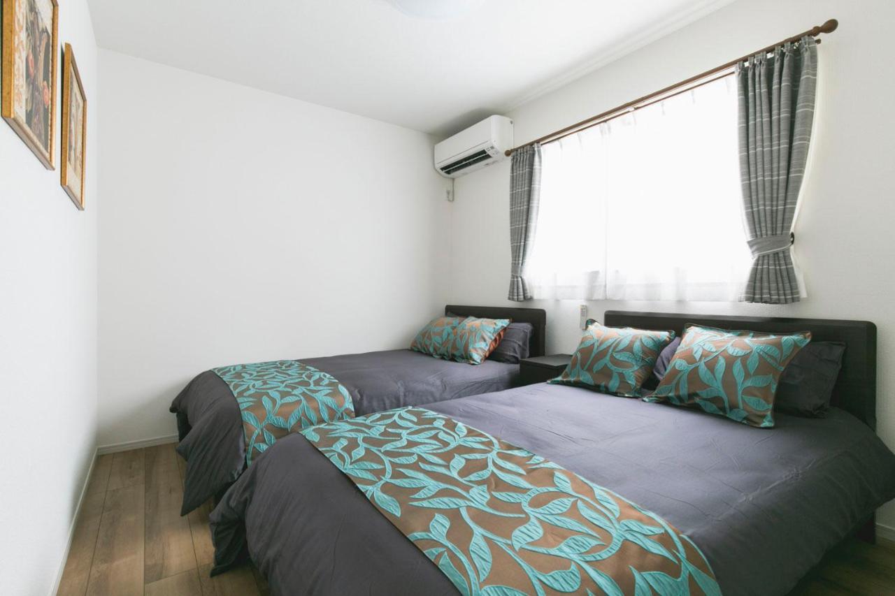 Villa 那覇空港まで10分#新築戸建#国際通りdfs近く#駐車場2台無料#Free Wifi#最大12名 Naha Exterior foto